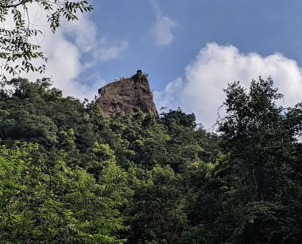 How To: Hike Internationally