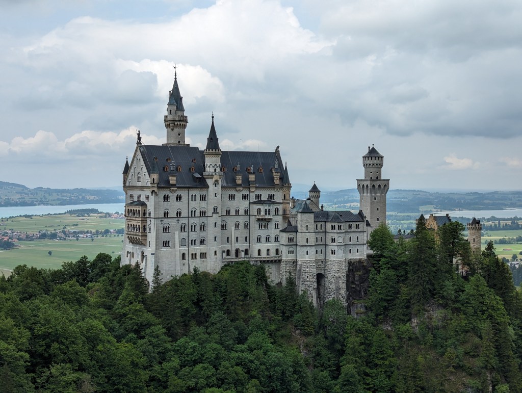 Biergarten & Castle Hopping in&nbsp;Munich